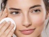 Các bước chăm sóc da mụn ban ngày và ban đêm